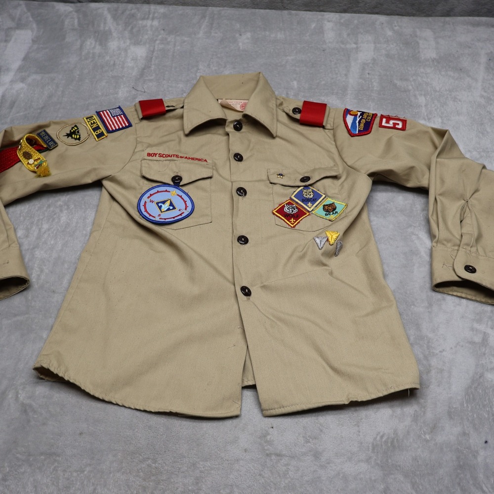 Boy Scouts of America Shirt Youth Medium 10-12 Brwn Scouting Badge Patch USA VTG